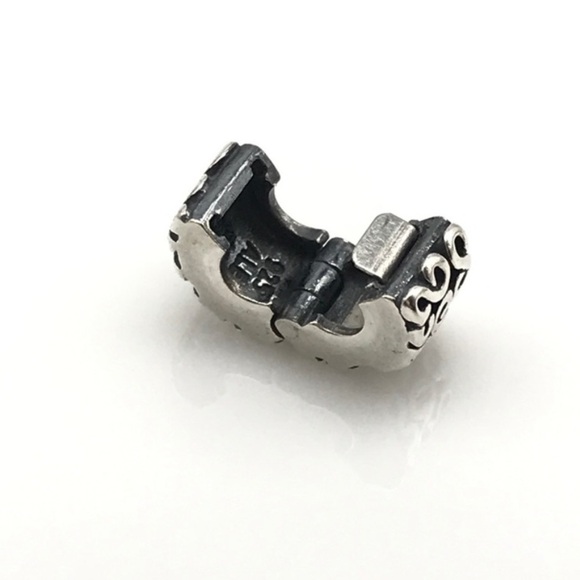 Pandora Retired Swirl Clip Charm - Picture 3 of 4